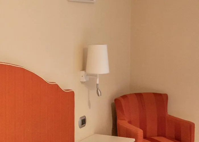 Konukevi Casa Isolani Piazza Maggiore 4*