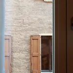 Casa Isolani Piazza Maggiore 4*