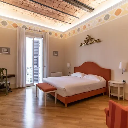 Casa Isolani Luxury Rooms Piazza Maggiore 2*
