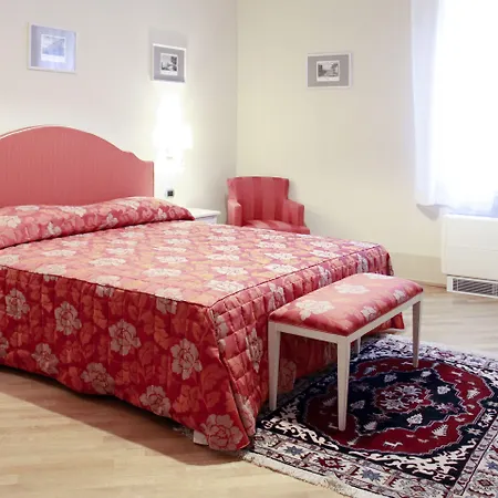 Pensionat Casa Isolani Piazza Maggiore 4*