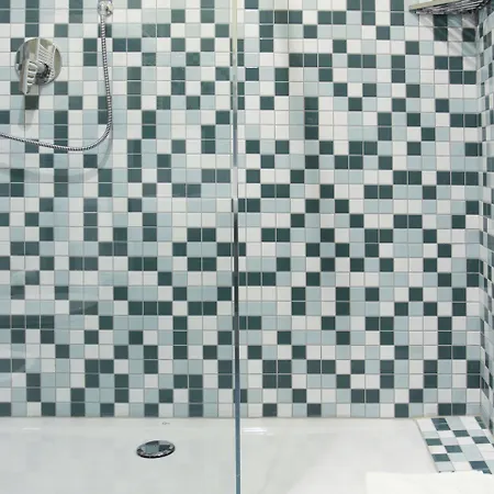 Casa Isolani Luxury Piazza Maggiore Pensionat 4*