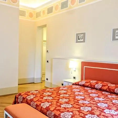 Casa Isolani Luxury Rooms Piazza Maggiore 2*