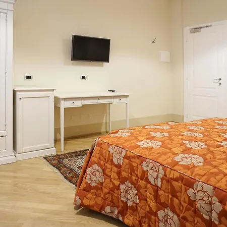 Casa Isolani Luxury Rooms Piazza Maggiore 2*