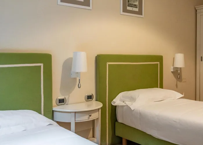 Casa Isolani Luxury Piazza Maggiore Πανσιόν 4*