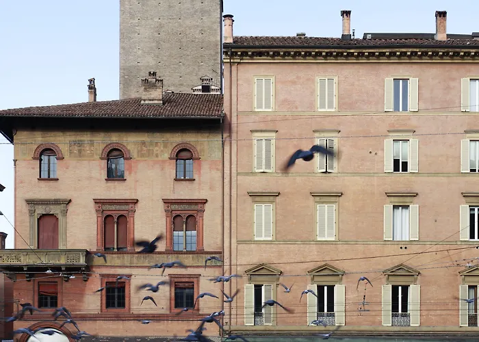 بيت ضيافة Casa Isolani Piazza Maggiore 4*