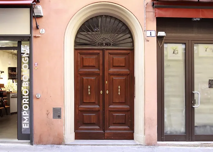 بيت ضيافة Casa Isolani Piazza Maggiore بولونيا