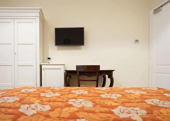 Casa Isolani Piazza Maggiore 4*