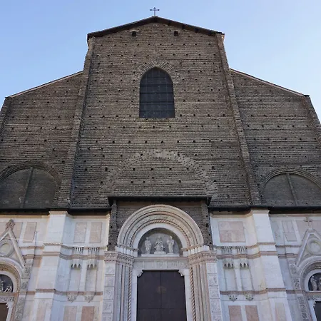 Casa Isolani Luxury Piazza Maggiore Pensión