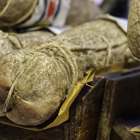 Pensión Casa Isolani Luxury Piazza Maggiore 4*