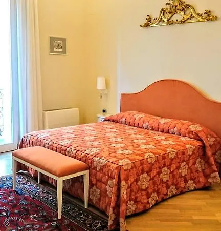 Pensión Casa Isolani Luxury Piazza Maggiore Bolonia