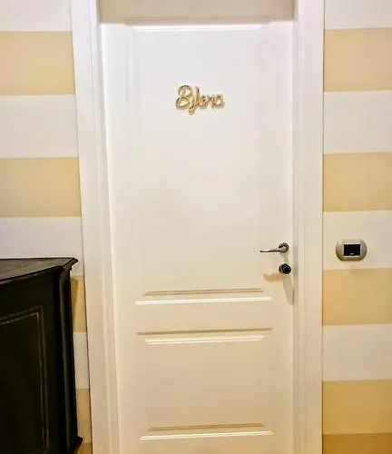 Πανσιόν Casa Isolani Luxury Piazza Maggiore